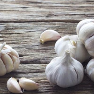 Cách sử dụng tỏi trong gia đình
